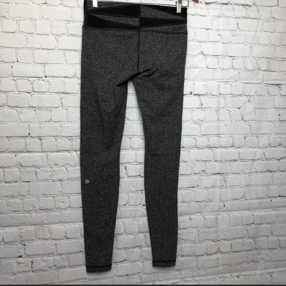 Lululemon Herringbone Leggings - Size 8 EUC - Picture 4 of 6